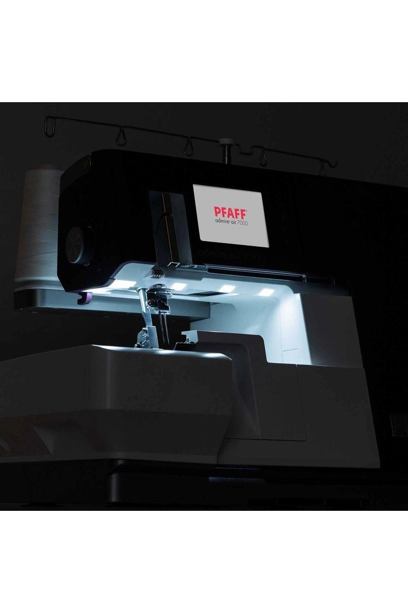 PFAFF® admire air 7000 Coverlock Machine PFAFF® admire air 7000 Coverlock Machine