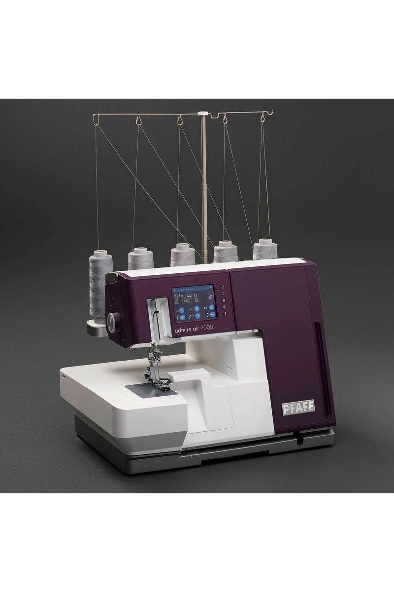 PFAFF® admire air 7000 Coverlock Machine PFAFF® admire air 7000 Coverlock Machine