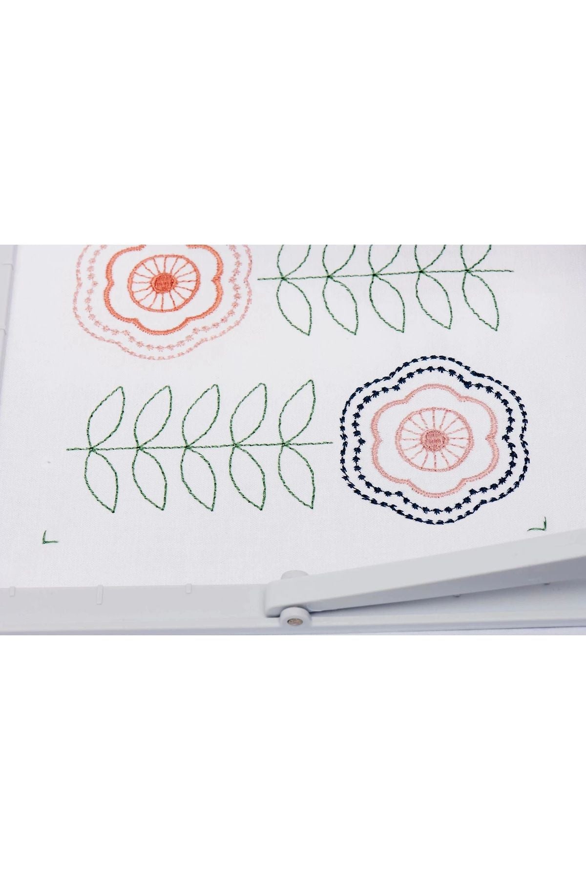 HUSQVARNA® VIKING® Mega Endless Embroidery Hoop 260 x 150 mm HUSQVARNA® VIKING® Mega Endless Embroidery Hoop 260 x 150 mm