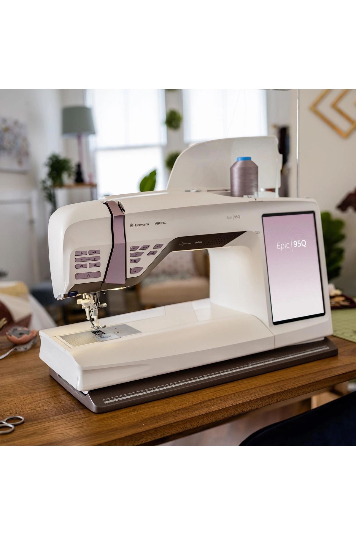 HUSQVARNA VIKING EPIC 95Q Sewing Machine HUSQVARNA VIKING EPIC 95Q Sewing Machine