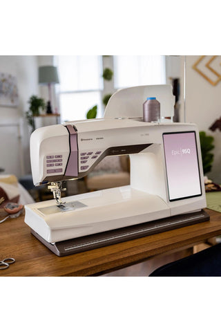HUSQVARNA VIKING EPIC 95Q Sewing Machine HUSQVARNA VIKING EPIC 95Q Sewing Machine