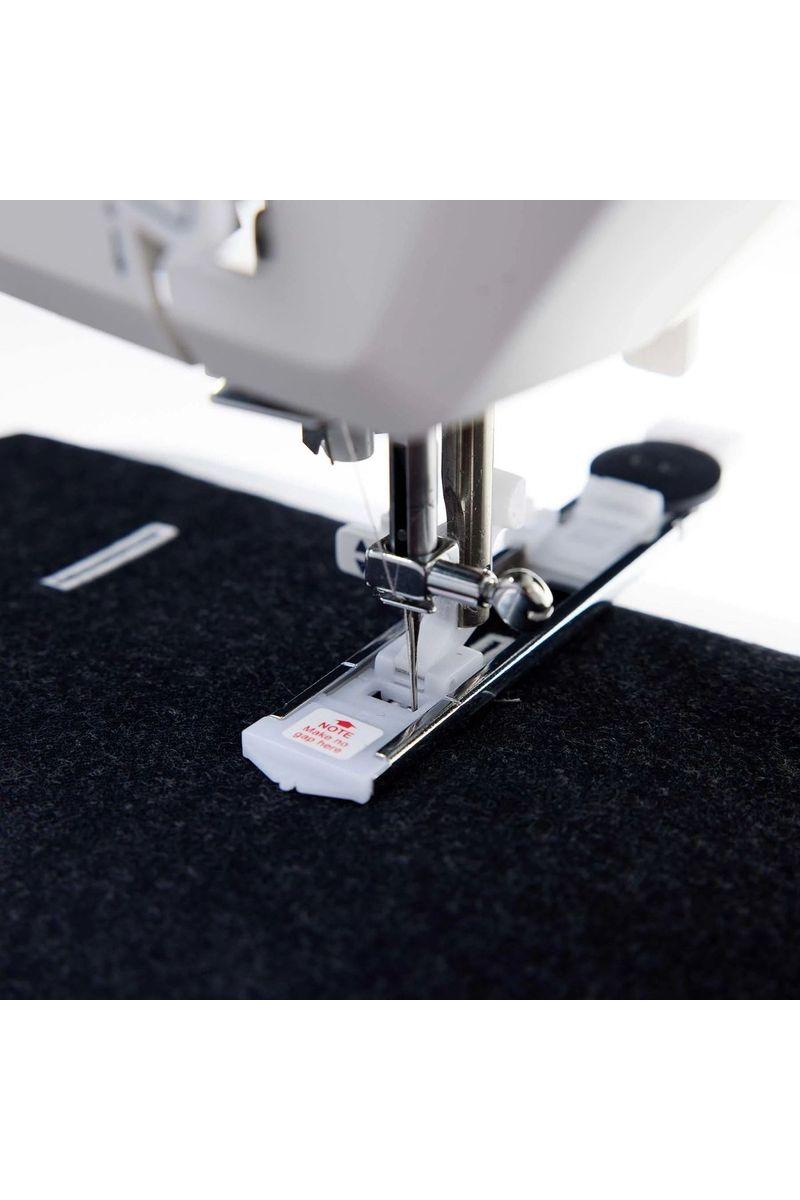 HUSQVARNA® VIKING® ONYX 25 Sewing Machine HUSQVARNA® VIKING® ONYX 25 Sewing Machine