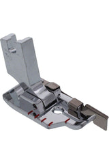 1/4" Foot w/ Guide, Slant Shank #P60617 1/4" Foot w/ Guide, Slant Shank #P60617