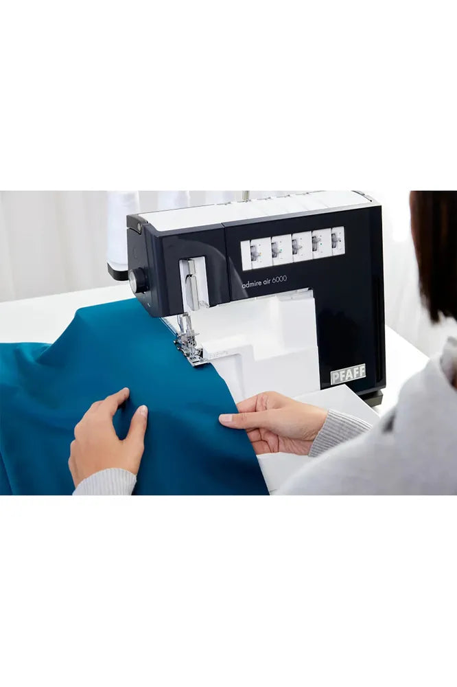 PFAFF® admire™ air 6000 Coverlock Machine PFAFF® admire™ air 6000 Coverlock Machine