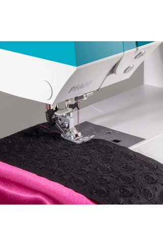 PFAFF® ambition 620 Sewing Machine PFAFF® ambition 620 Sewing Machine