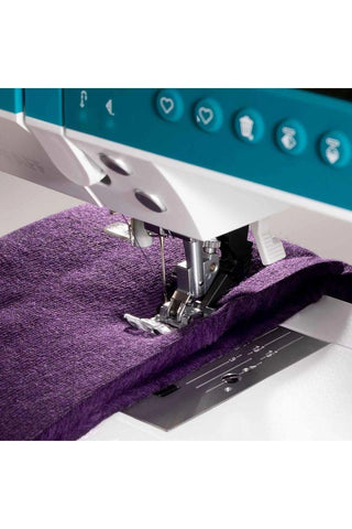 PFAFF® ambition 620 Sewing Machine PFAFF® ambition 620 Sewing Machine
