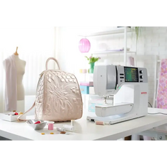 BERNINA 735 PRO - Sewing & Embroidery Machine BERNINA 735 PRO - Sewing & Embroidery Machine