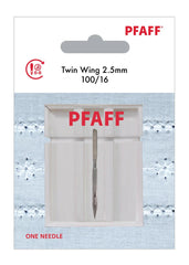 PFAFF® Twin Wing Needle 2.5mm Size 100/16 1-Pack PFAFF® Twin Wing Needle 2.5mm Size 100/16 1-Pack