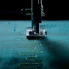PFAFF® expression™ 715 Sewing Machine PFAFF® expression™ 715 Sewing Machine