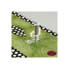 Brother SA129 Free motion Darning Quilting Foot Brother SA129 Free motion Darning Quilting Foot