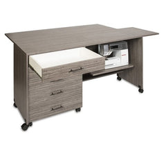 Sylvia Modèle 1600 Grande armoire modulaire pour machine à courtepointe et à coudre QuiltMate Sylvia Modèle 1600 Grande armoire modulaire pour machine à courtepointe et à coudre QuiltMate