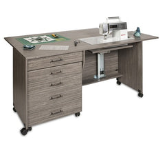 Sylvia Modèle 1600 Grande armoire modulaire pour machine à courtepointe et à coudre QuiltMate Sylvia Modèle 1600 Grande armoire modulaire pour machine à courtepointe et à coudre QuiltMate