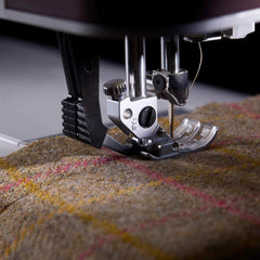 PFAFF® creative expression™ 750 Sewing and Embroidery Machine PFAFF® creative expression™ 750 Sewing and Embroidery Machine