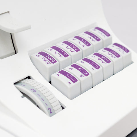 PFAFF® select™ 4.2 Sewing Machine PFAFF® select™ 4.2 Sewing Machine