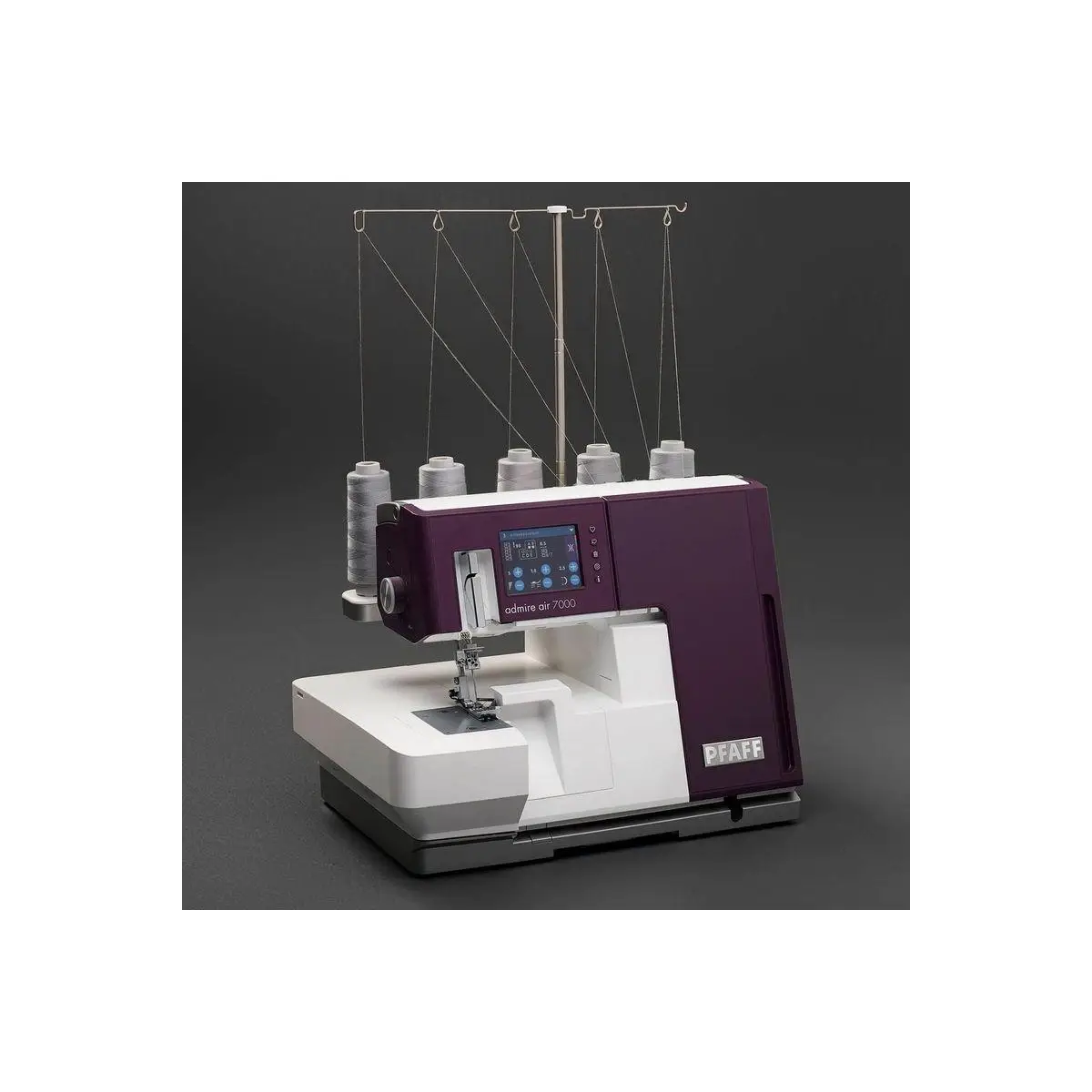 PFAFF® admire air 7000 Coverlock Machine PFAFF® admire air 7000 Coverlock Machine