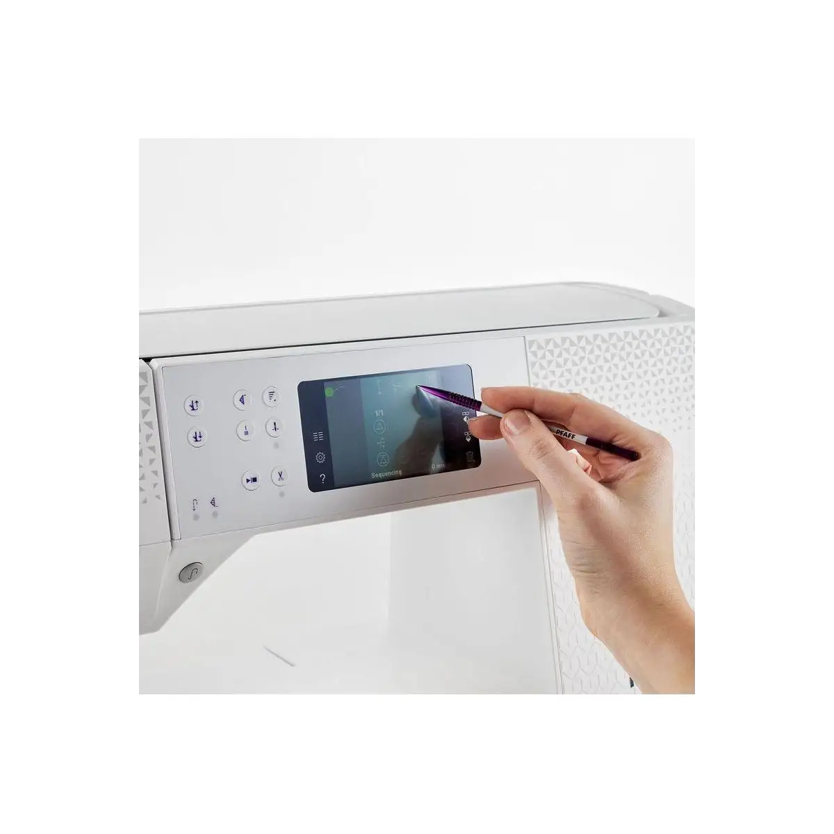 PFAFF® expression 710 Sewing Machine Special Edition PFAFF® expression 710 Sewing Machine Special Edition