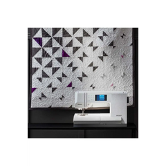 PFAFF® expression 710 Sewing Machine Special Edition PFAFF® expression 710 Sewing Machine Special Edition