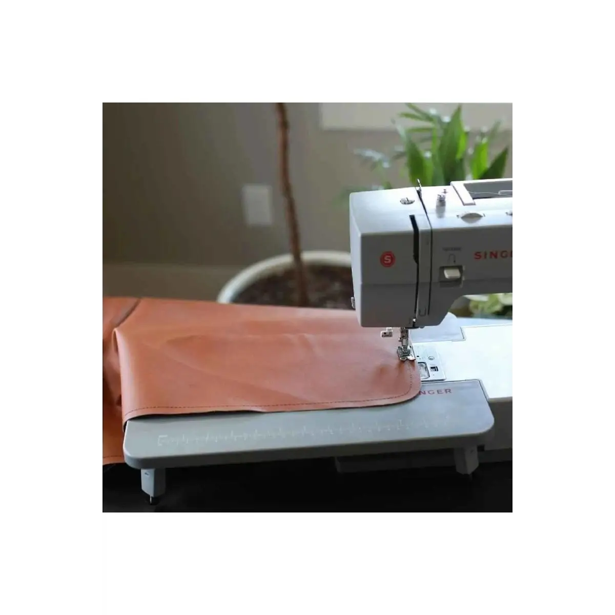 SINGER® Heavy Duty Extension Table for Mechanical HD Machines SINGER® Heavy Duty Extension Table for Mechanical HD Machines