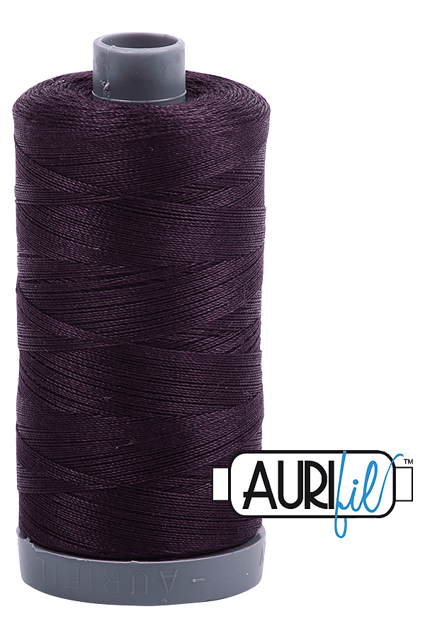 Aurifil Mako 28wt Cotton 750 m 820 yd. spool - 2570 Aubergine