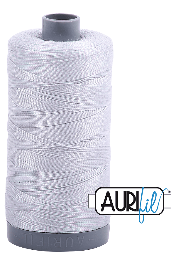 Aurifil Mako 28wt Cotton 750 m 820 yd. spool - 2600 Dove