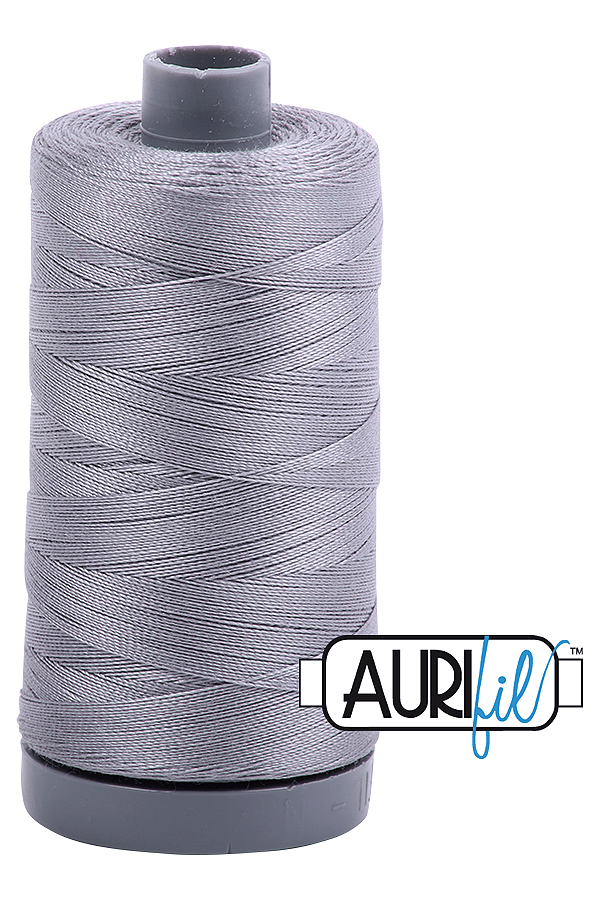 Aurifil Mako 28wt Cotton 750 m 820 yd. spool - 2605 Grey