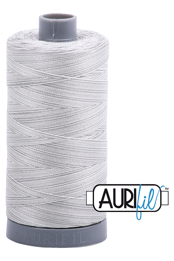 Aurifil Mako 28wt Cotton 750 m 820 yd. spool - 4060 Silver Moon