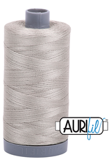 Aurifil Mako 28wt Cotton 750 m 820 yd. spool - 5021 Light Grey