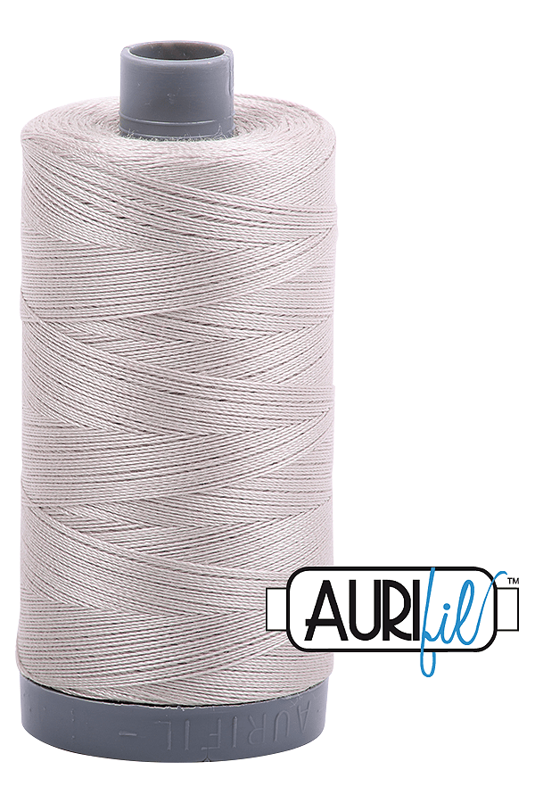 Aurifil Mako 28wt Cotton 750 m 820 yd. spool - 6725 Moondust