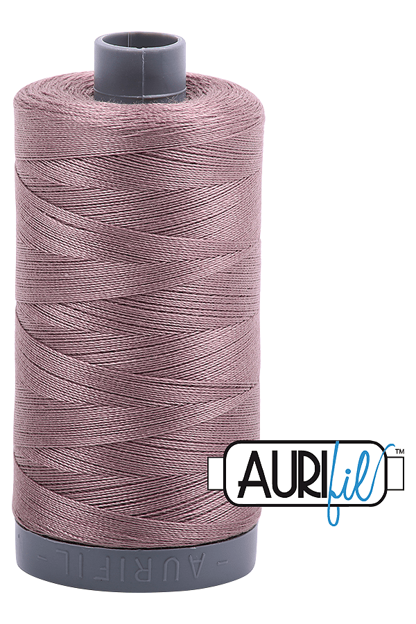 Aurifil Mako 28wt Cotton 750 m 820 yd. spool - 6731 Tiramisu
