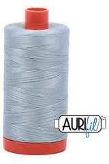 Aurifil Mako 50wt Cotton 1300 m 1422 yd. spool - 2847 Bright Grey Blue