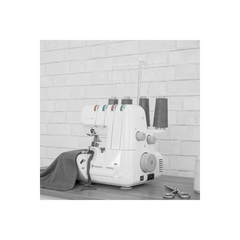 HUSQVARNA® VIKING® AMBER S | 100 Overlock Machine