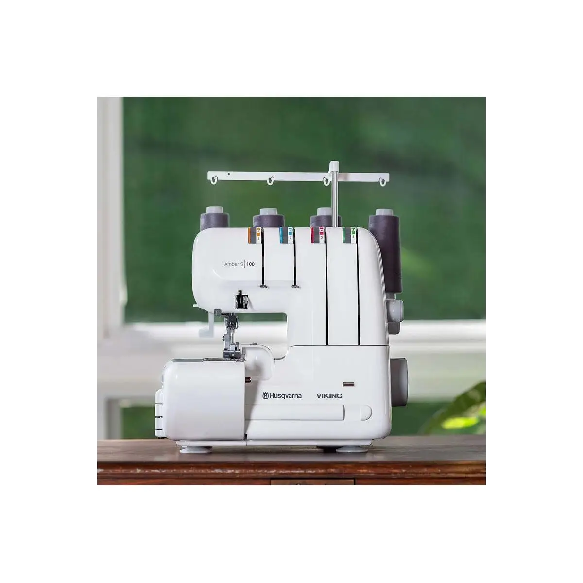 HUSQVARNA® VIKING® AMBER S | 100 Overlock Machine - All About Sewing 