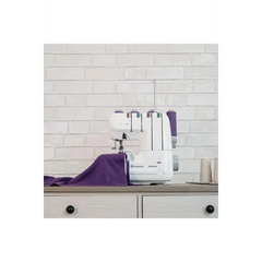 HUSQVARNA® VIKING® AMBER S | 100 Overlock Machine