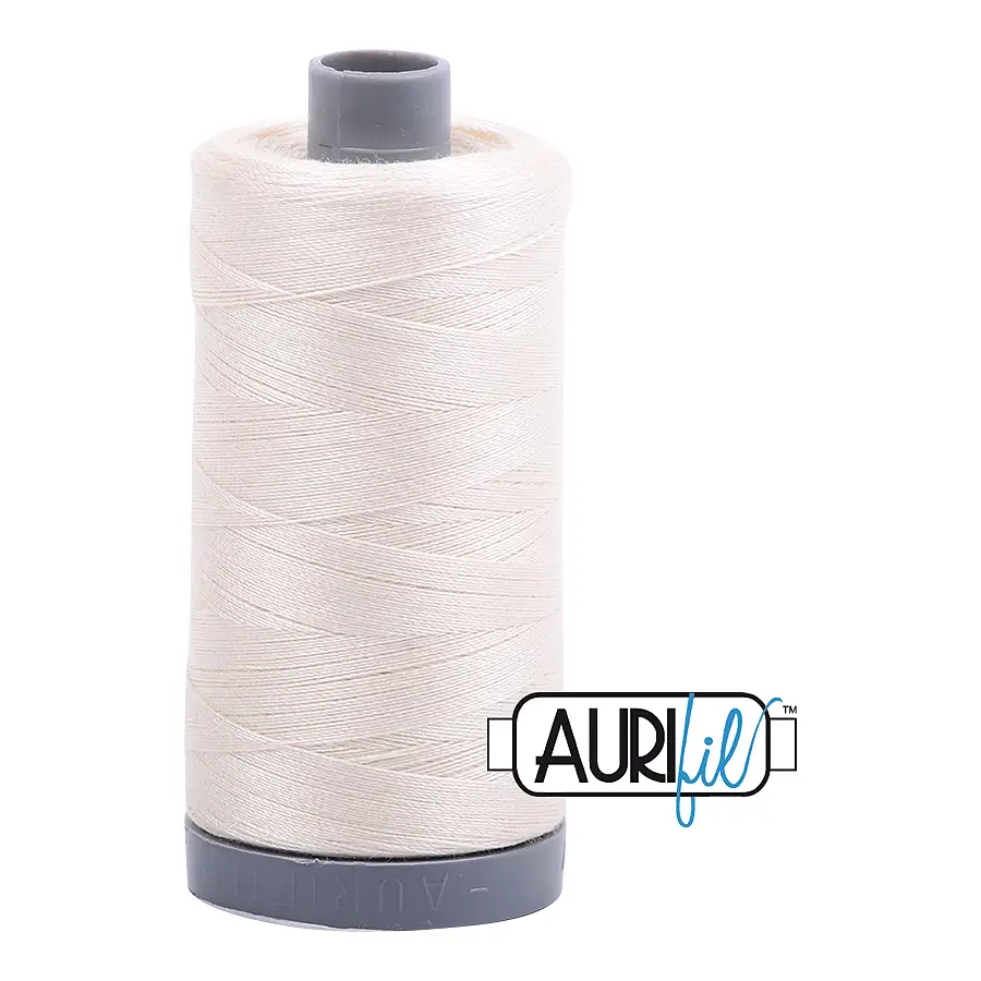 Aurifil Mako 28wt Cotton 750 m 820 yd. spool - 2026 Chalk