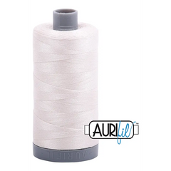 Aurifil Mako 28wt Cotton 750 m 820 yd. spool - 2311 Muslin