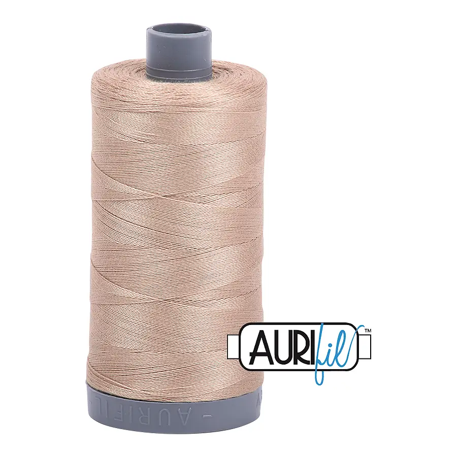 Aurifil Mako 28wt Cotton 750 m 820 yd. spool - 2326 Sand