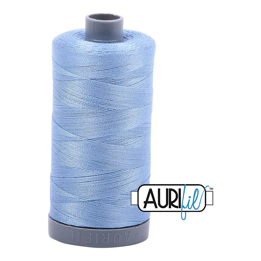 Aurifil Mako 28wt Cotton 750 m 820 yd. spool - 2720 Light Delft Blue