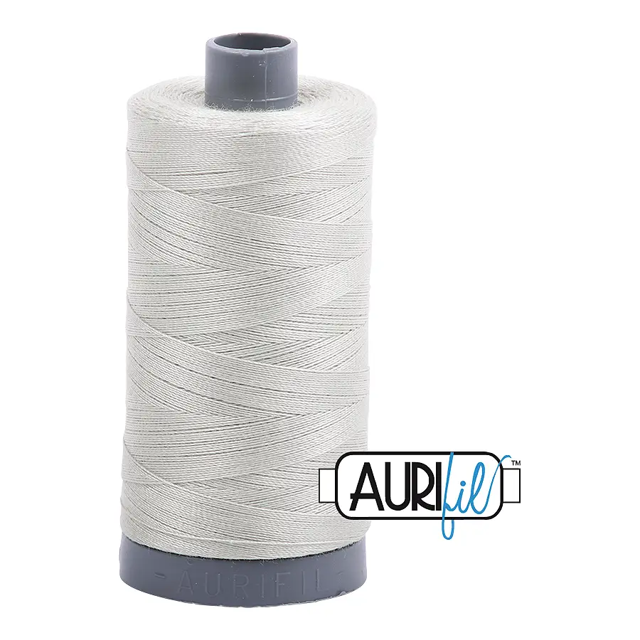 Aurifil Mako 28wt Cotton 750 m 820 yd. spool - 2843 Grey Green