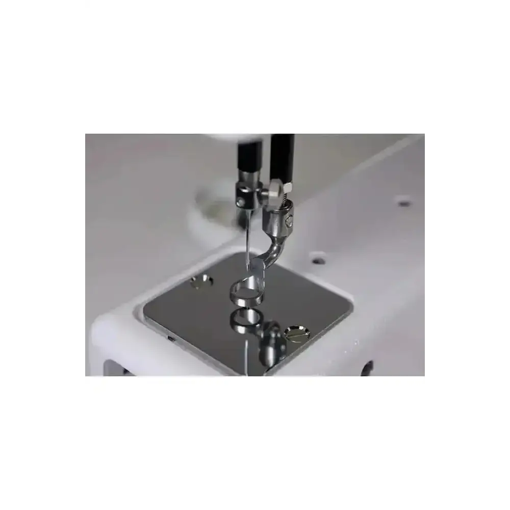 HQ Moxie Long-Arm Quilting Machine